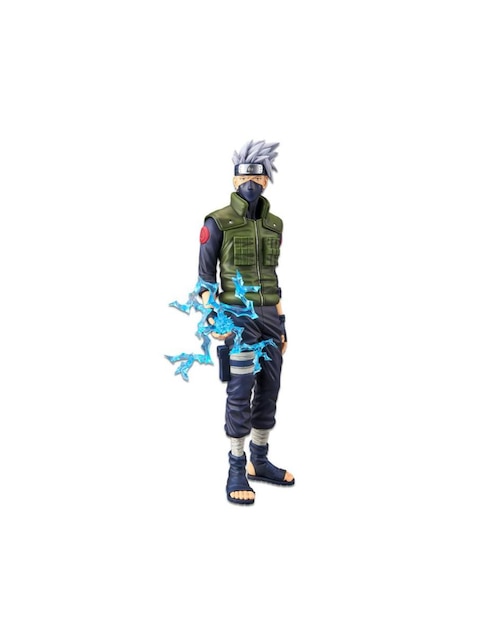 Figura Naruto Shippuden Itachi Uchiha Banpresto con luz y sonido