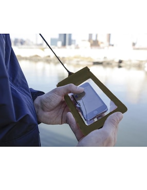 Impermeable para Celular Kikkerland verde