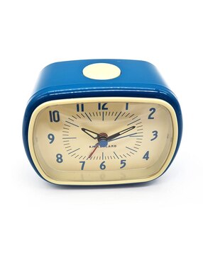 Reloj tipo Retro para Buró con Alarma Kikkerland