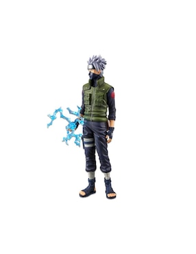 Figura Naruto Shippuden Itachi Uchiha Banpresto con luz y sonido