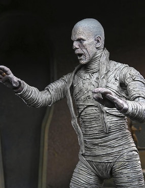 Figura ultimate Neca con movimiento