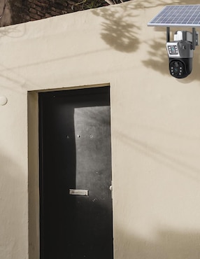 Cámara Wi-Fi de seguridad Hotshot inalámbrica HD 180° con capacidad para grabar visión nocturna para interior y exterior