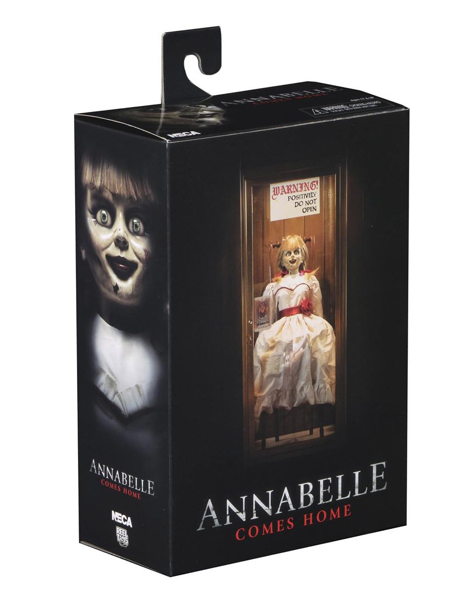 Figura articulada Enterbay ultimate con luz y movimiento 2