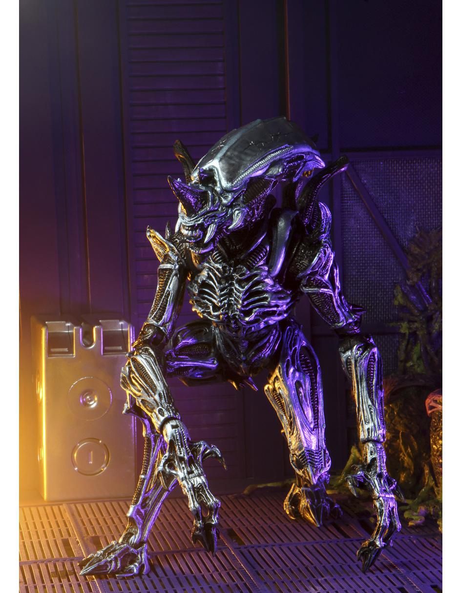 Figura articulada ultimate con movimiento 5