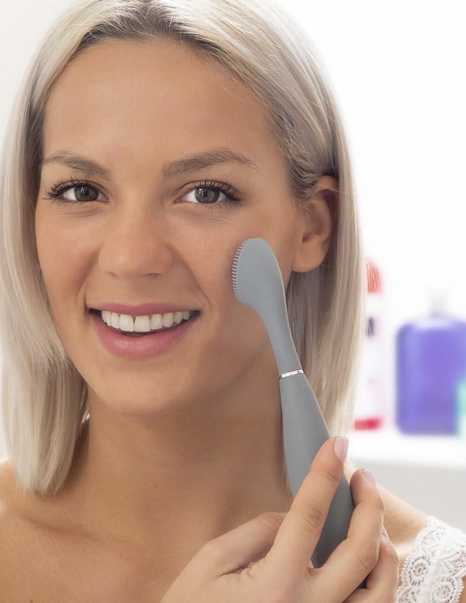 Cepillo de dientes sónico con accesorios 3