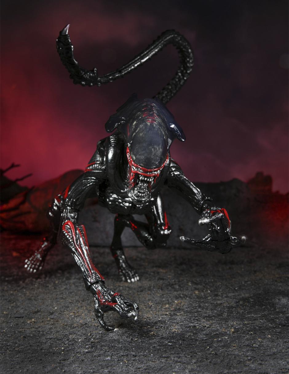 Figura Alien ultimate con movimiento 2