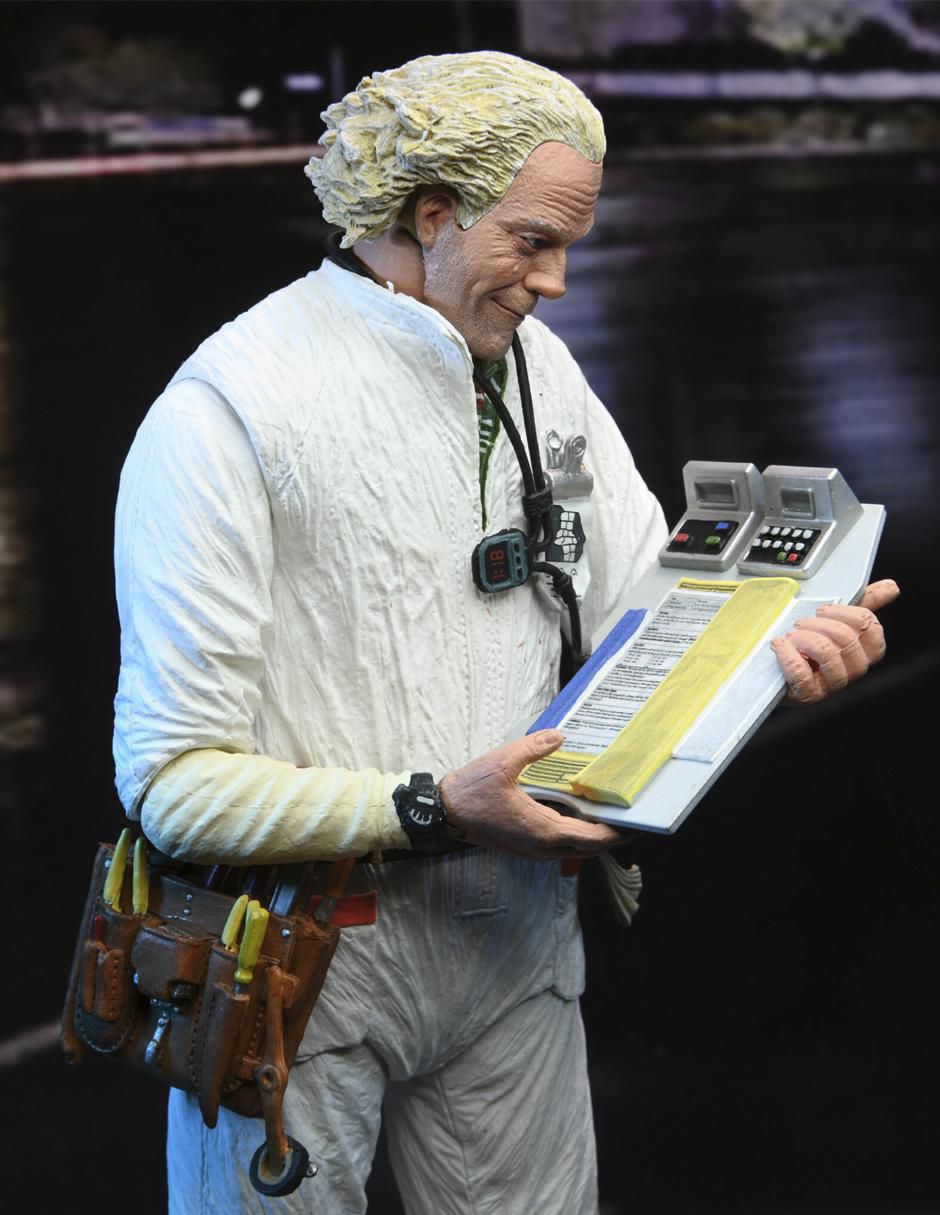 Figura Ultimate Doc Brown 1985 3