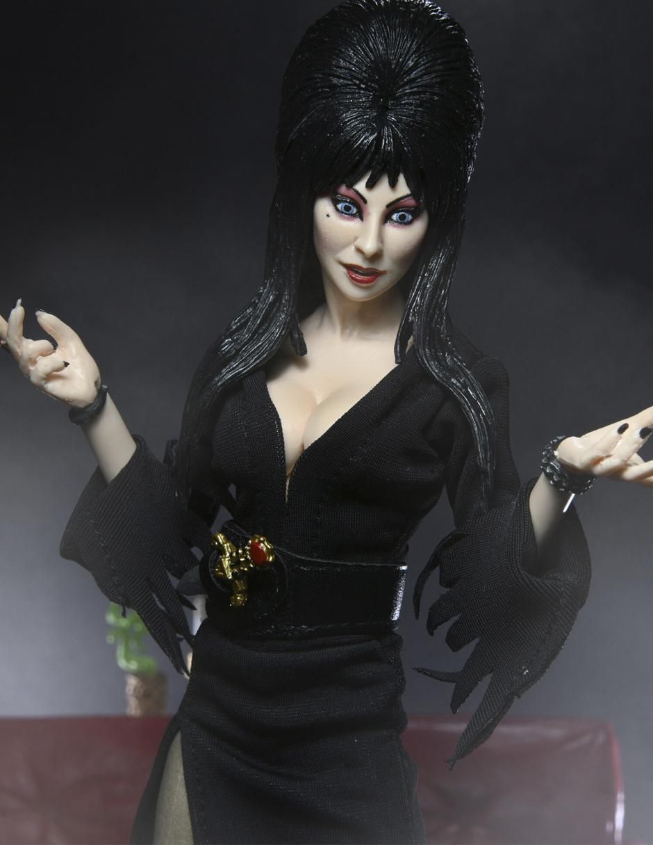 Figura Elvira: Mistress of the Dark deluxe con luz y movimiento 2