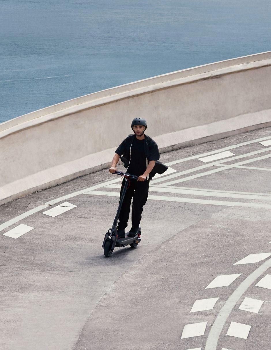 Scooter eléctrico MAXG3 2025 9